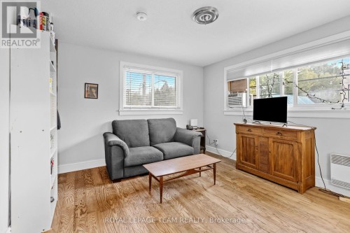84 Sherbrooke Avenue, Ottawa, ON 