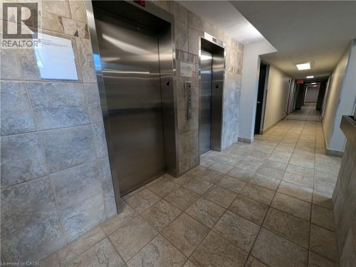 58 BRIDGEPORT Road E Unit# 806 , Waterloo, Ontario N2J 4H5 3