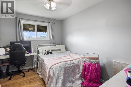 399 ST. PETER STREET , Lakeshore, Ontario N8L 0N3 5