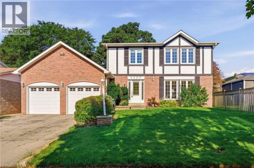 1177 GRAND Boulevard  Oakville, ON L6H 2V2