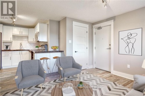 4 - 226 CLARKE STREET N , Woodstock (Woodstock - North), Ontario N4S 7M7 2