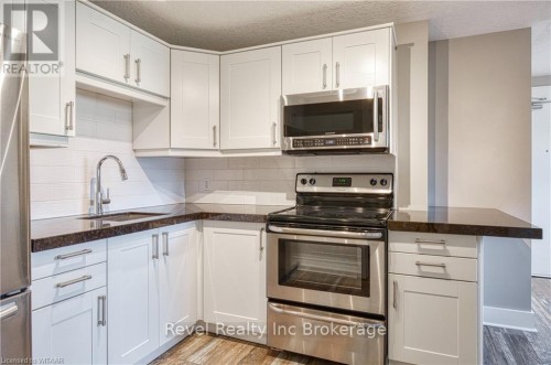 4 - 226 CLARKE STREET N , Woodstock (Woodstock - North), Ontario N4S 7M7 5