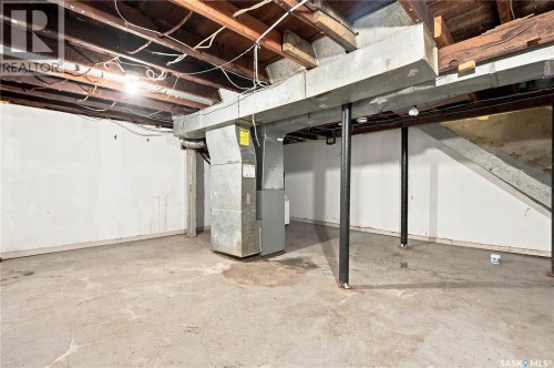 320 J Avenue N, Saskatoon, SK 