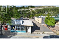 514 9th Avenue N  Golden, BC V0A 1H0