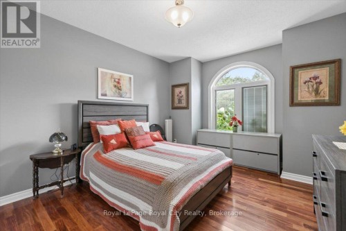 26 Bridle Path, Puslinch, ON 