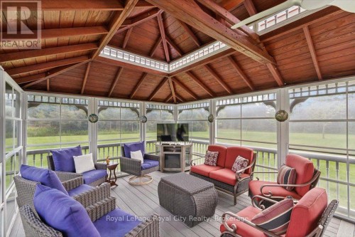 26 Bridle Path, Puslinch, ON 