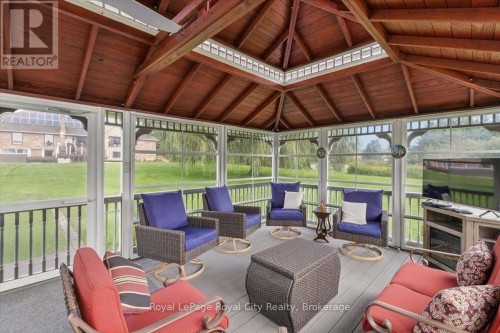 26 Bridle Path, Puslinch, ON 