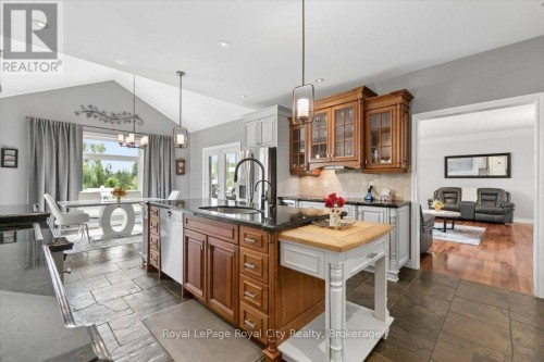 26 Bridle Path, Puslinch, ON 