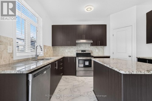 207 Dave Smith Crescent, Ottawa, ON 