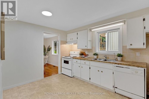 7 Underhill Crescent, Kitchener, ON 