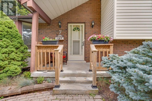 7 Underhill Crescent, Kitchener, ON 