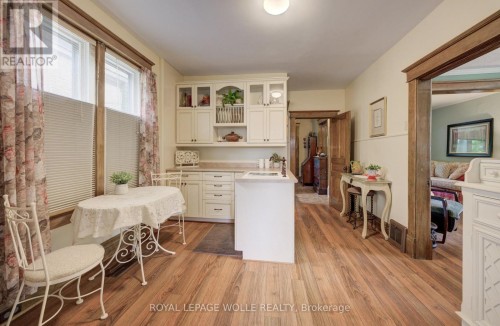 46 Ellen Street W, Kitchener, ON 