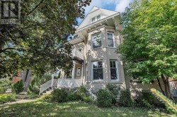 35 WILTON CRESCENT  Ottawa, ON K1S 2T4
