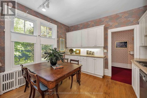 35 Wilton Crescent, Ottawa, ON 