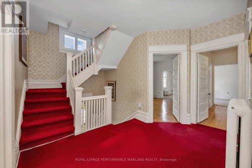 35 Wilton Crescent, Ottawa, ON 