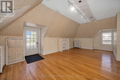 35 Wilton Crescent, Ottawa, ON 