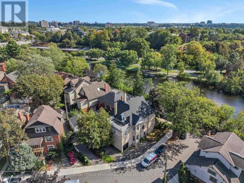 35 Wilton Crescent, Ottawa, ON 