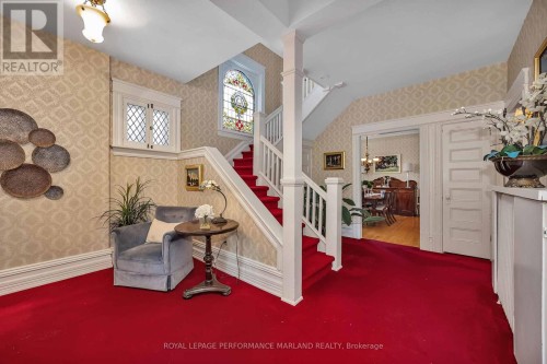 35 Wilton Crescent, Ottawa, ON 