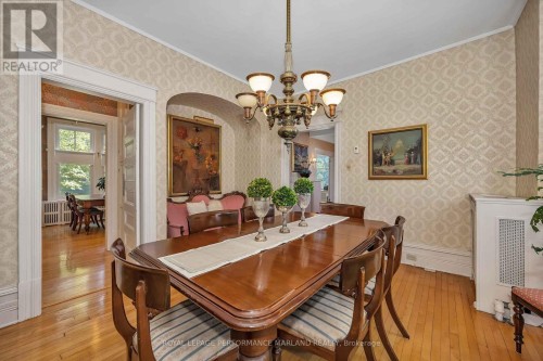 35 Wilton Crescent, Ottawa, ON 