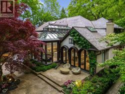 25 NORTH DRIVE Toronto, ON M9A 4R1