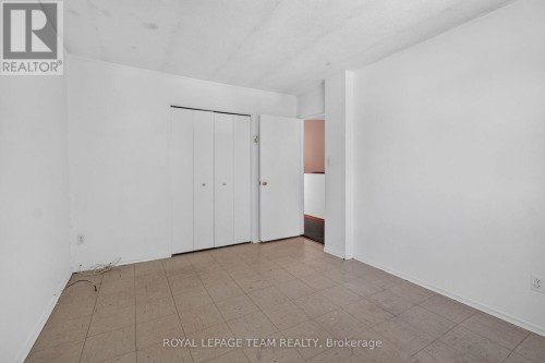 909 Greenbriar Avenue, Ottawa, ON 