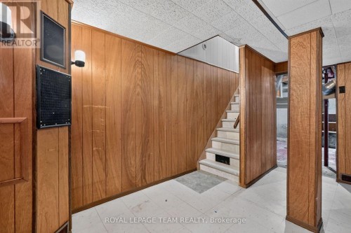 909 Greenbriar Avenue, Ottawa, ON 