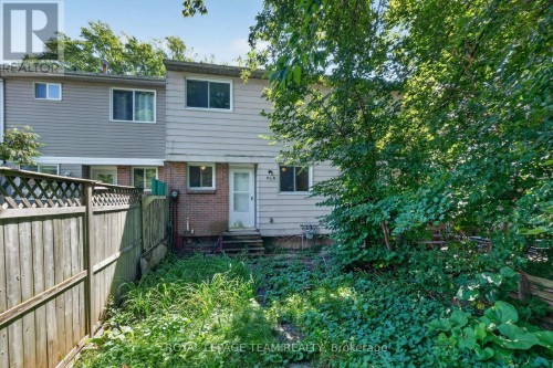 909 Greenbriar Avenue, Ottawa, ON 