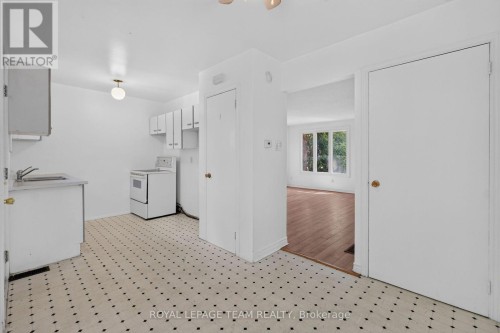 909 Greenbriar Avenue, Ottawa, ON 