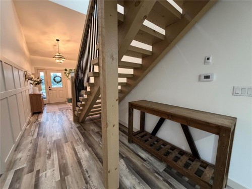 26 Appleton Drive, St Malo, MB 