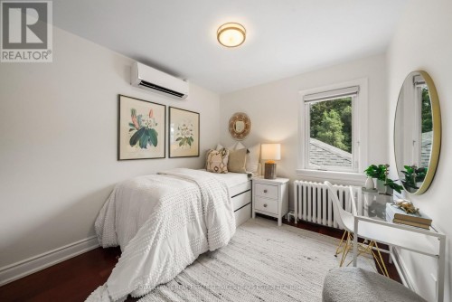 15 Mcrae Drive, Toronto, ON 