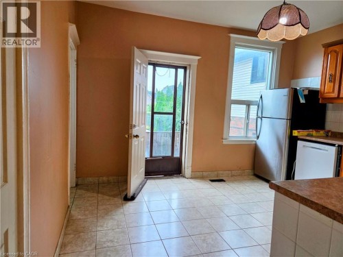 72 Emerald Street N, Hamilton, ON 