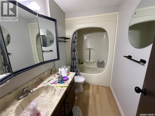 12 Overlord Crescent, Kindersley, SK 