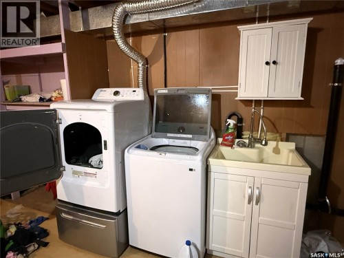 12 Overlord Crescent, Kindersley, SK 