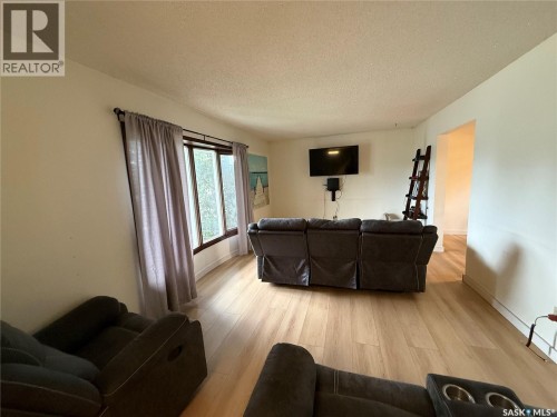 12 Overlord Crescent, Kindersley, SK 