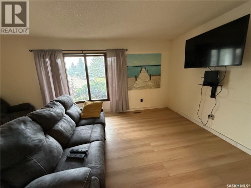 12 Overlord Crescent, Kindersley, SK 