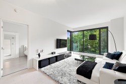 202-299 Rue de la Rotonde Montréal (Verdun/Île-Des-Soeurs), QC H3E 0C6