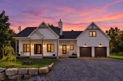 13 Rue de la Chantecler Oka, QC J0N 1E0