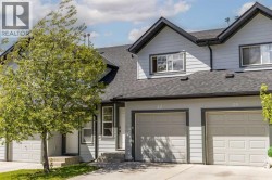 27 Panatella Villas NW  Calgary, AB T3K 0G7