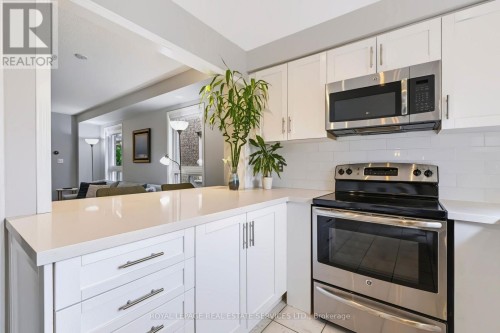 5856 Blue Spruce Avenue, Burlington, ON 