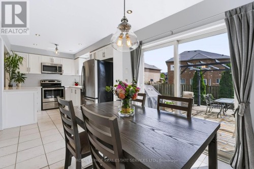 5856 Blue Spruce Avenue, Burlington, ON 