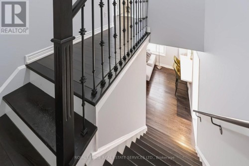 5856 Blue Spruce Avenue, Burlington, ON 
