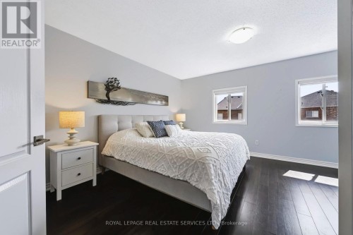 5856 Blue Spruce Avenue, Burlington, ON 