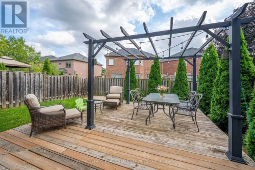 5856 Blue Spruce Avenue, Burlington, ON 