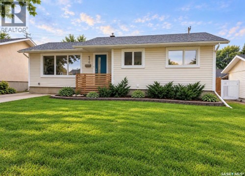 270 Conlin Drive, Swift Current, SK 