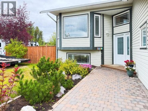 71 Topaz Crescent, Whitehorse, YT 