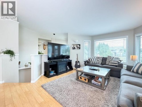 71 Topaz Crescent, Whitehorse, YT 