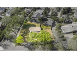 9788 146 ST NW  Edmonton, AB T5N 2Z4