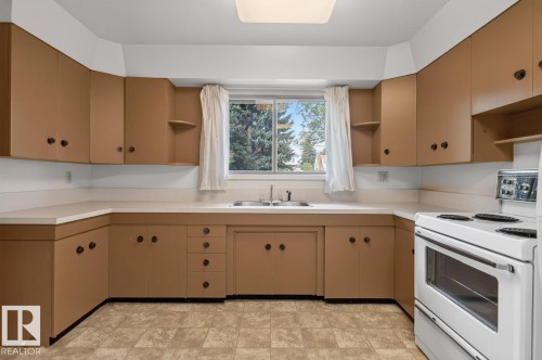 12424 77 St Nw, Edmonton, AB 