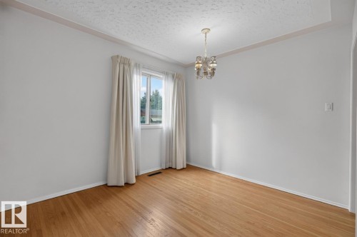12424 77 St Nw, Edmonton, AB 