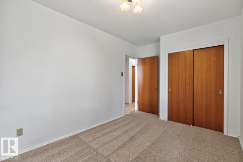 12424 77 St Nw, Edmonton, AB 